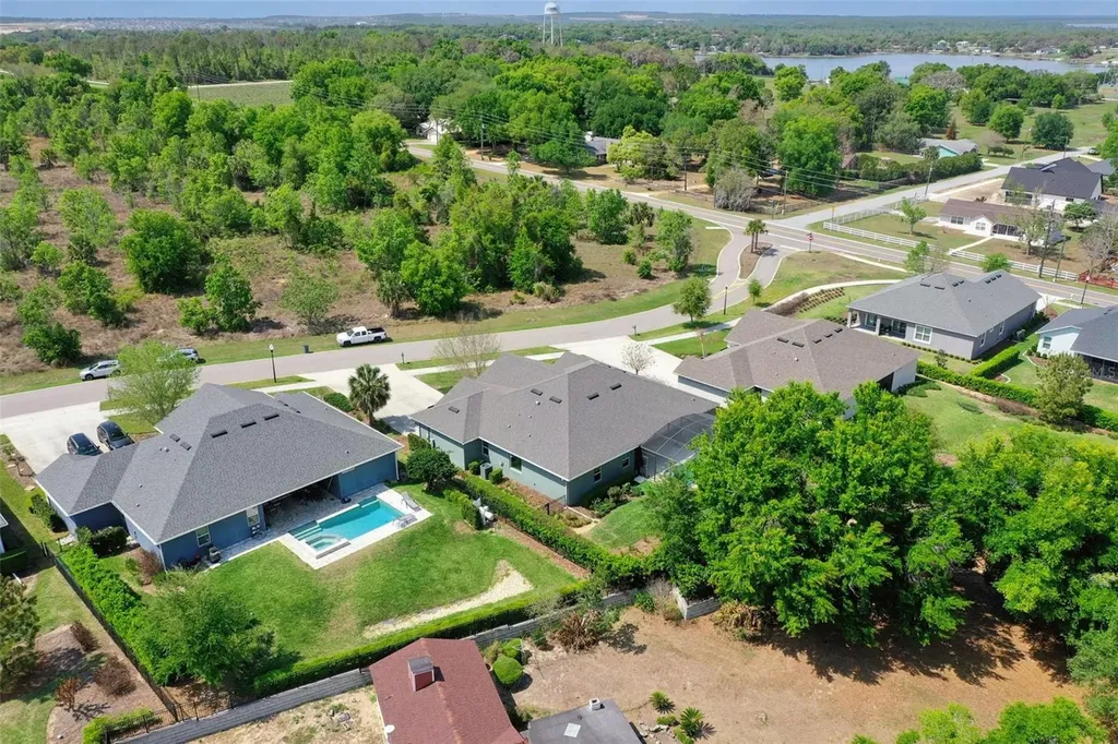 16816 Lakemont Avenue Montverde FL 34756