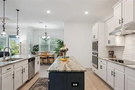 16816 Lakemont Avenue Montverde FL 34756