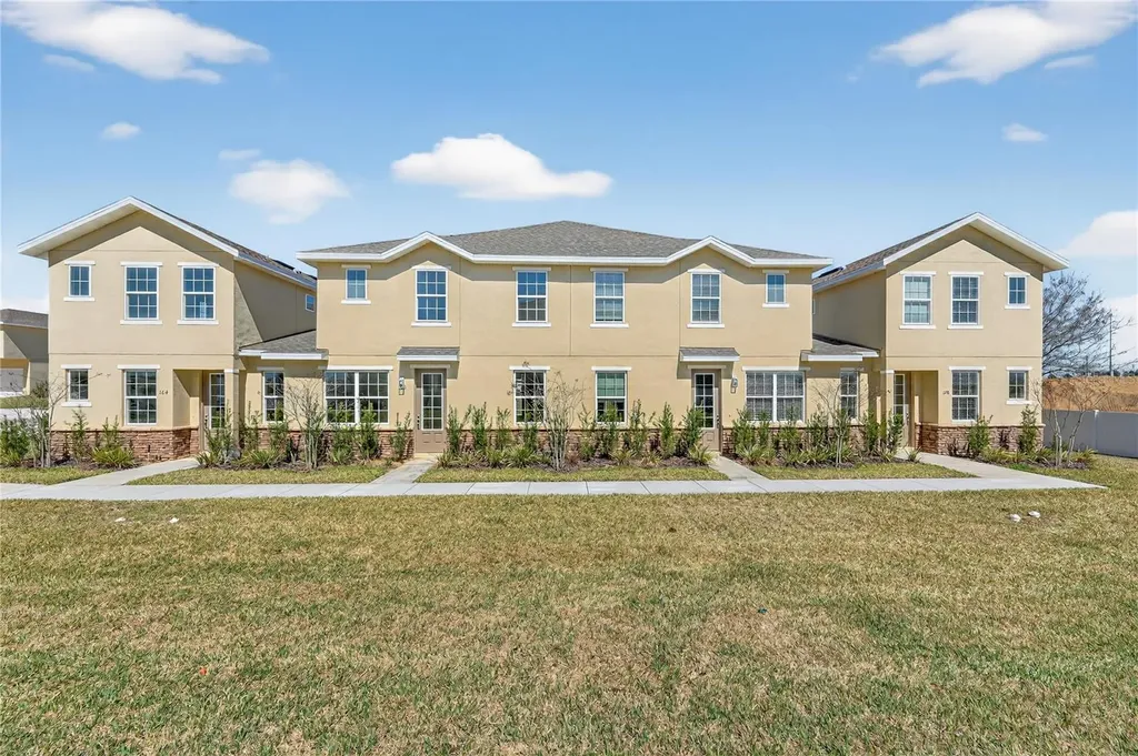 172 Holly Village Drive Davenport FL 33837
