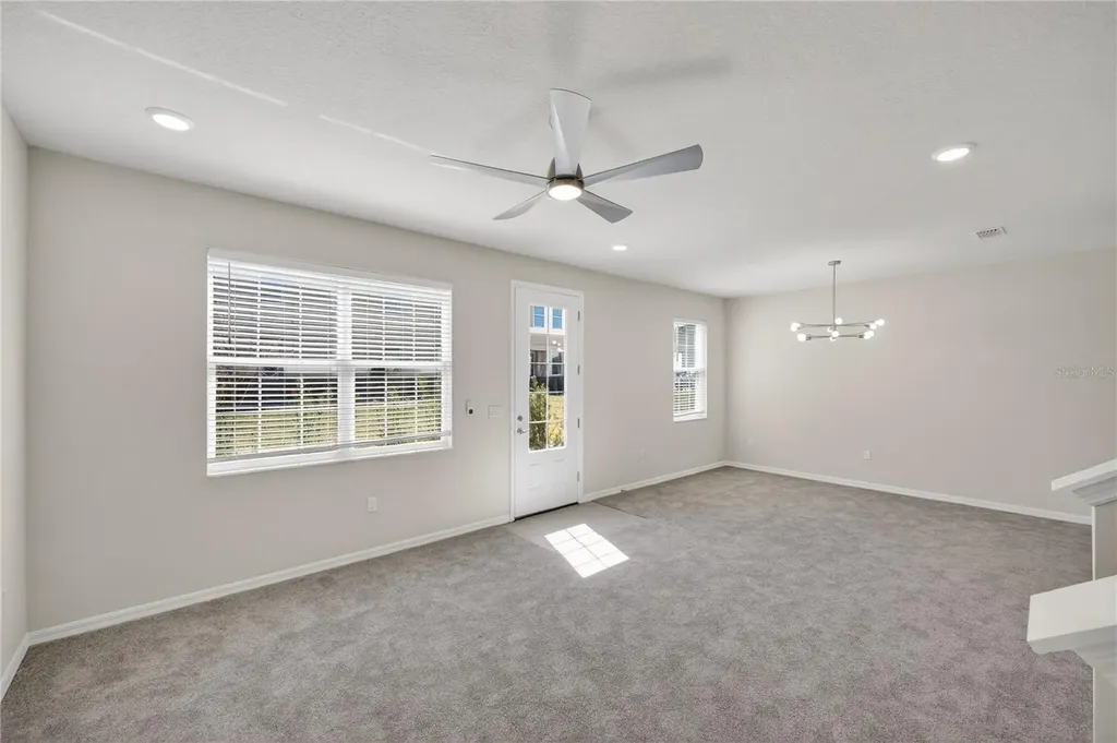 172 Holly Village Drive Davenport FL 33837