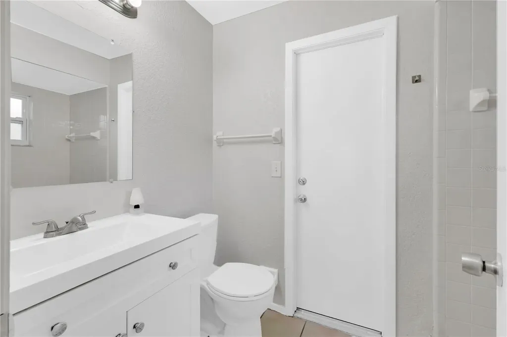 2733 Mint Drive Orlando FL 32837