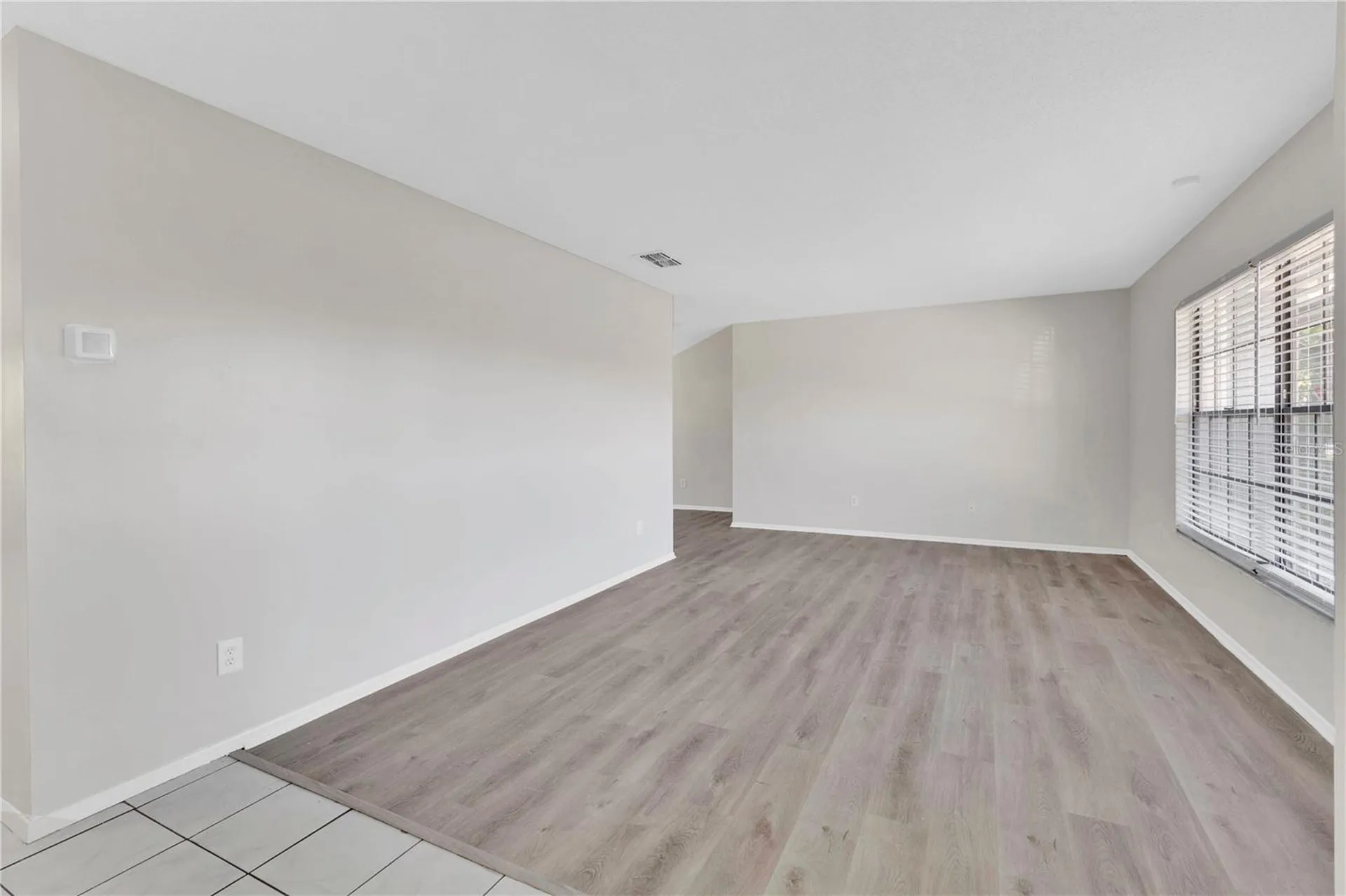 2733 Mint Drive Orlando FL 32837