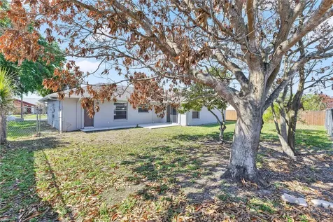2733 Mint Drive Orlando FL 32837
