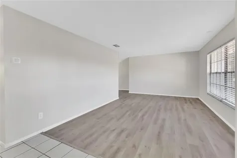 2733 Mint Drive Orlando FL 32837