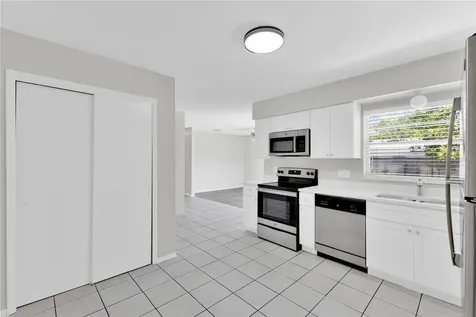 2733 Mint Drive Orlando FL 32837