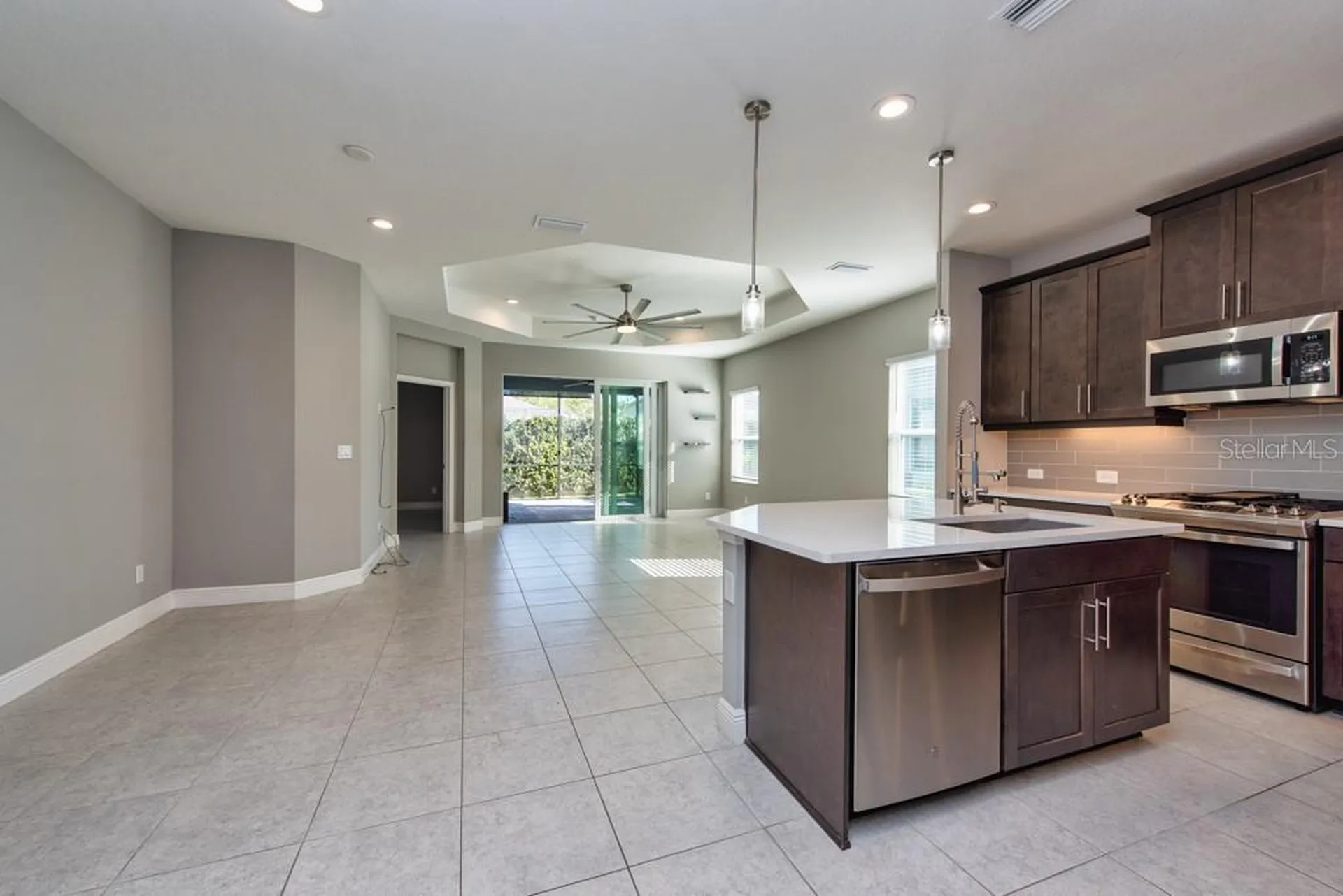 4311 Star Apple Terrace Bradenton FL 34203