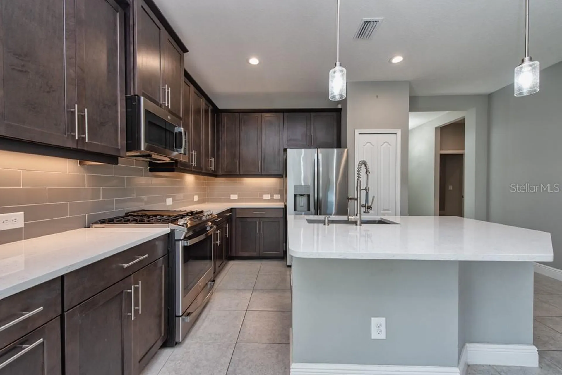4311 Star Apple Terrace Bradenton FL 34203