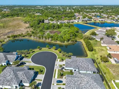 4311 Star Apple Terrace Bradenton FL 34203
