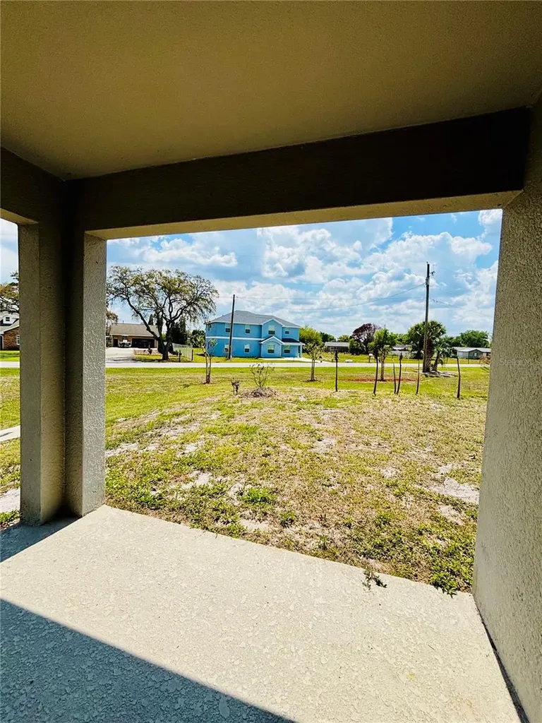 352 Alexzander Way Winter Haven FL 33881