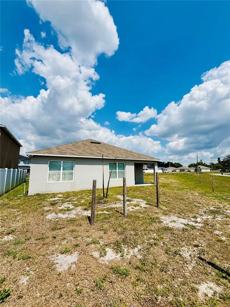 352 Alexzander Way Winter Haven FL 33881