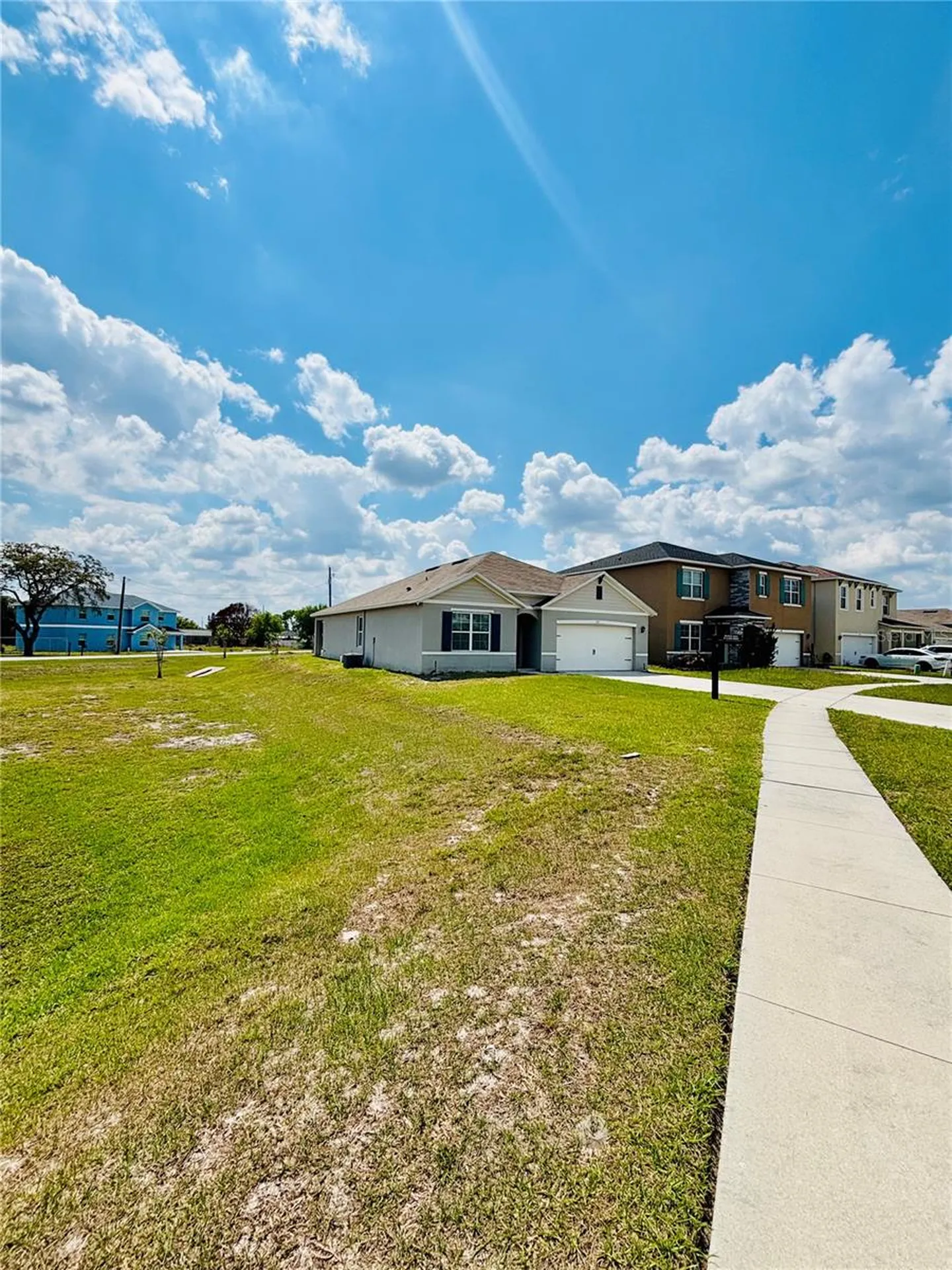 352 Alexzander Way Winter Haven FL 33881