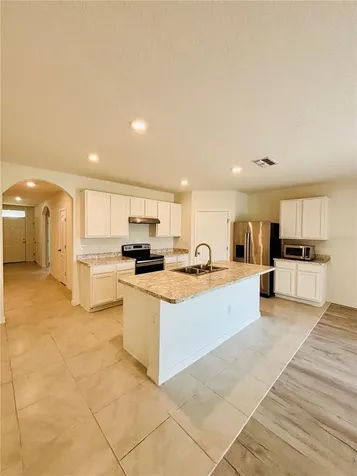 352 Alexzander Way Winter Haven FL 33881