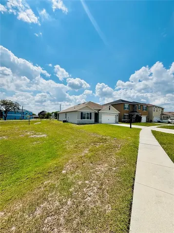 352 Alexzander Way Winter Haven FL 33881
