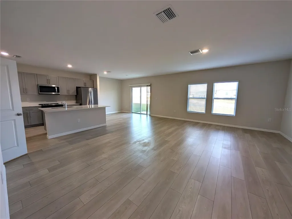 37327 Sagemoor Drive Zephyrhills FL 33541