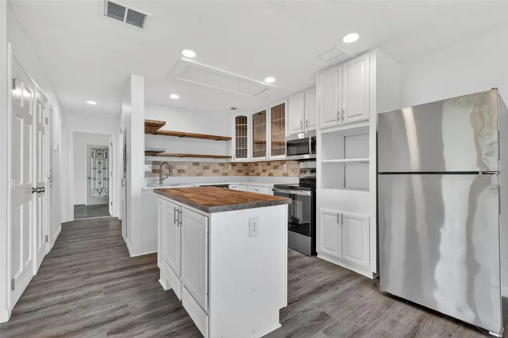 1935 Conway Road Orlando FL 32812