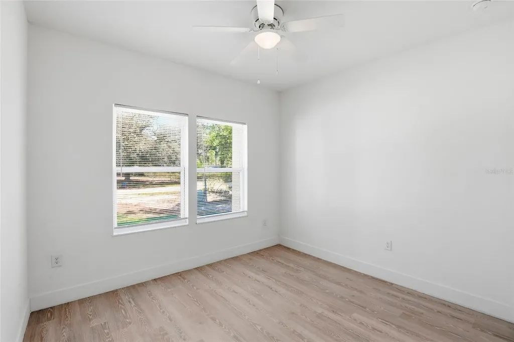 103 Long Road Interlachen FL 32148