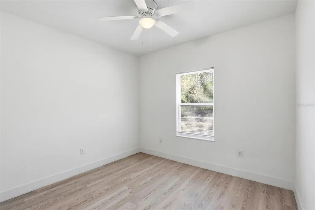 103 Long Road Interlachen FL 32148