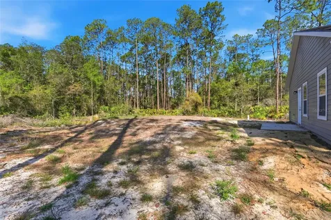 103 Long Road Interlachen FL 32148