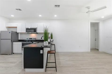 103 Long Road Interlachen FL 32148