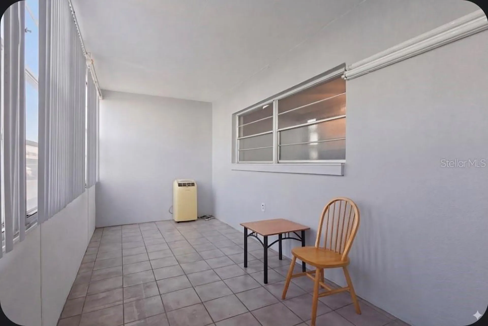 2011 58th Avenue N St Petersburg FL 33714