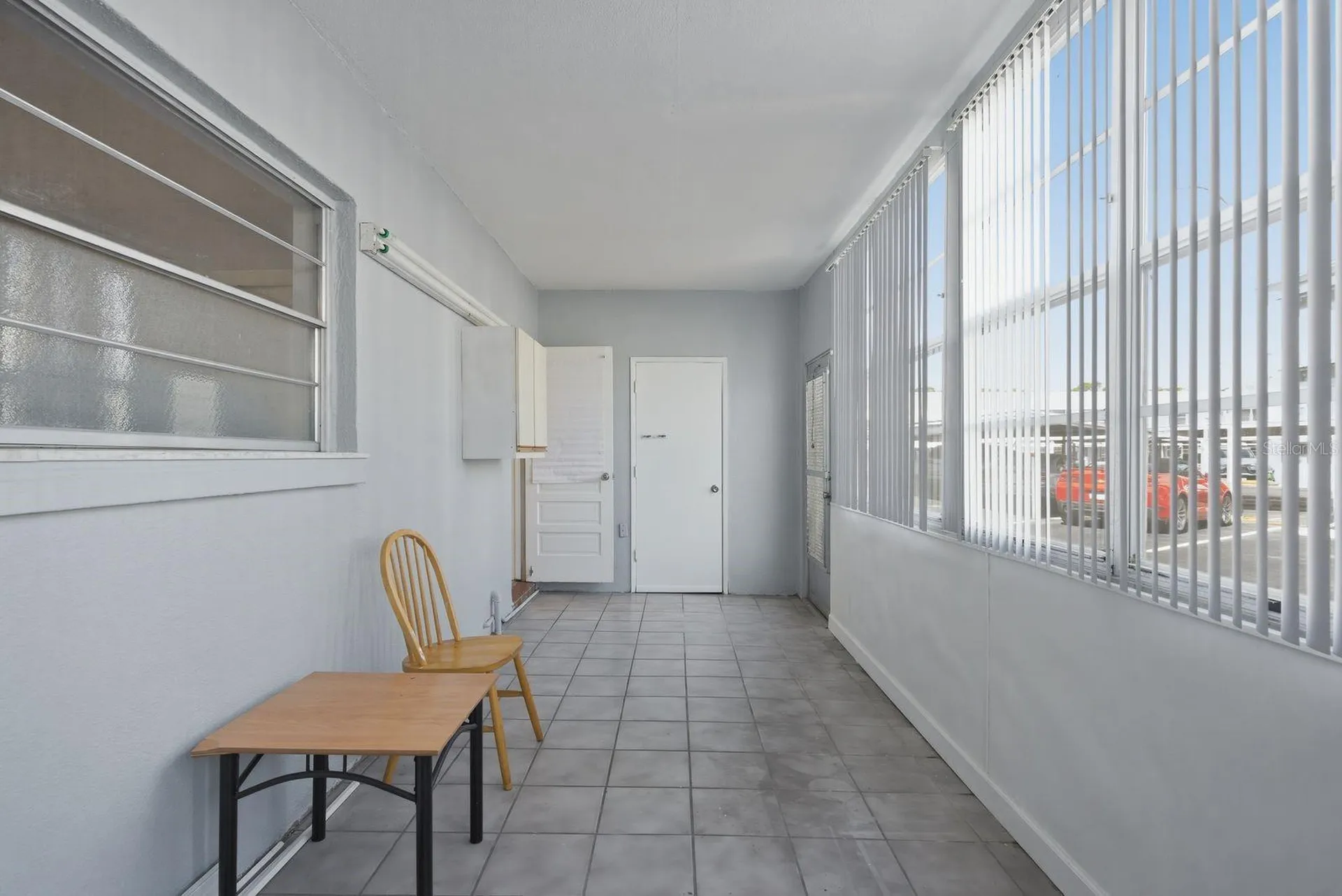 2011 58th Avenue N St Petersburg FL 33714