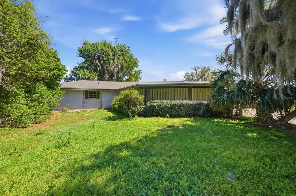 21407 NW 39th Court Micanopy FL 32667