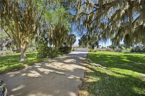 21407 NW 39th Court Micanopy FL 32667