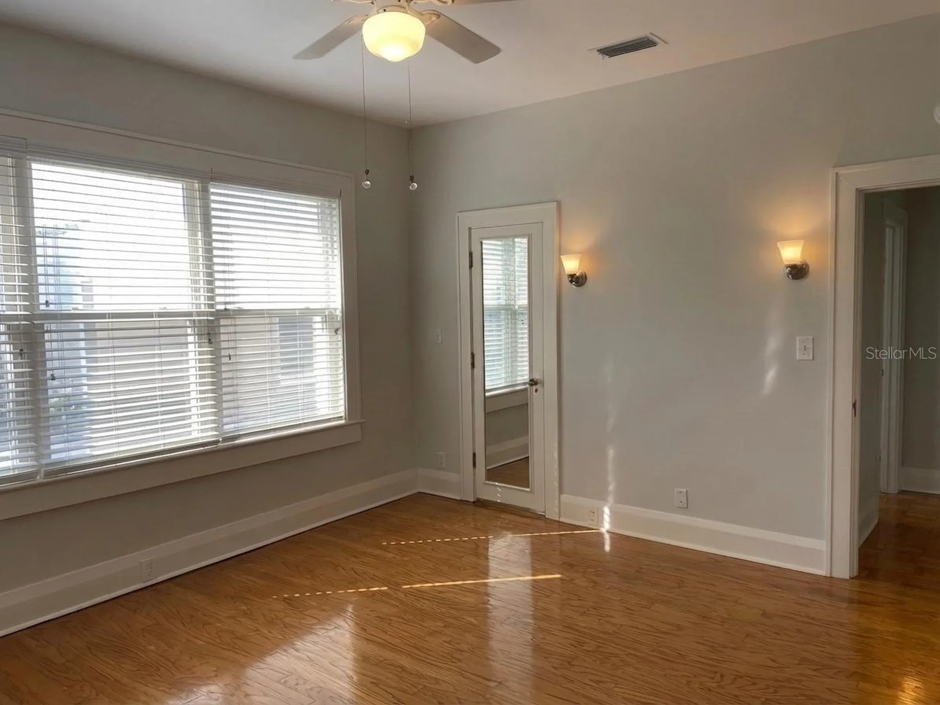1806 W Morrison Avenue Tampa FL 33606