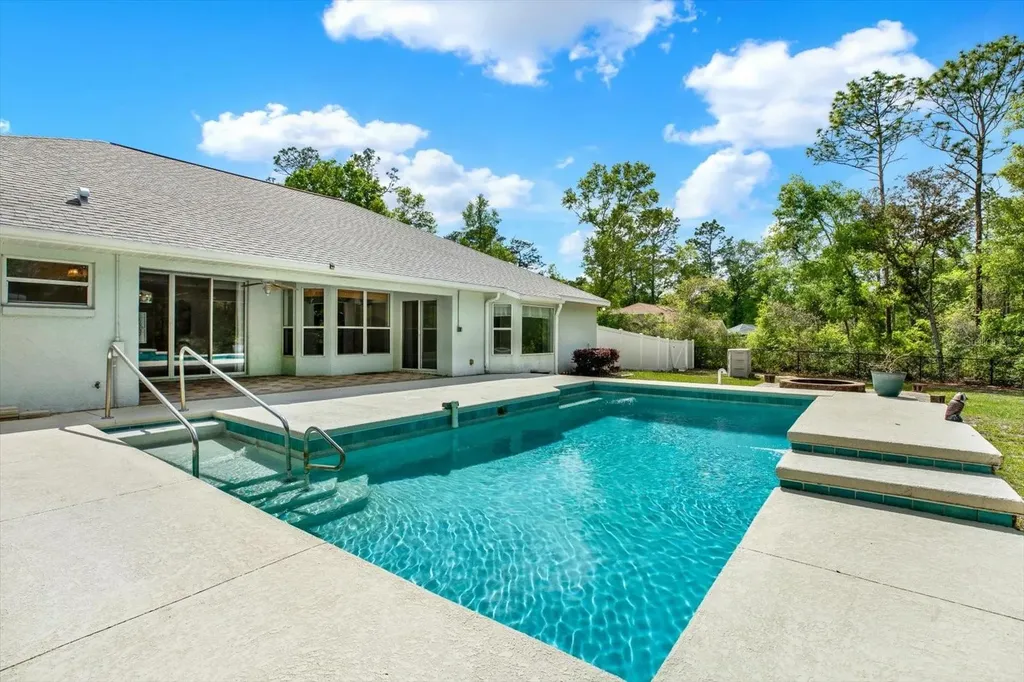 1155 E Bluebird Court Hernando FL 34442