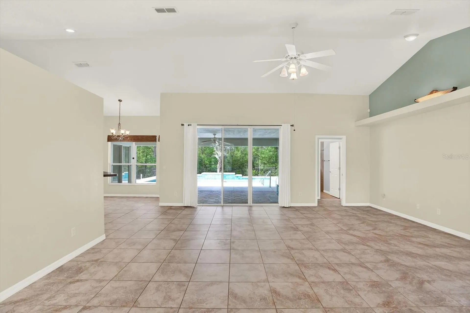 1155 E Bluebird Court Hernando FL 34442