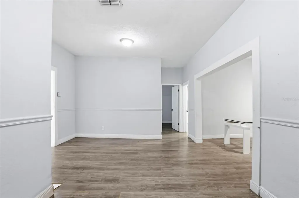 6708 N Himes Avenue Tampa FL 33614