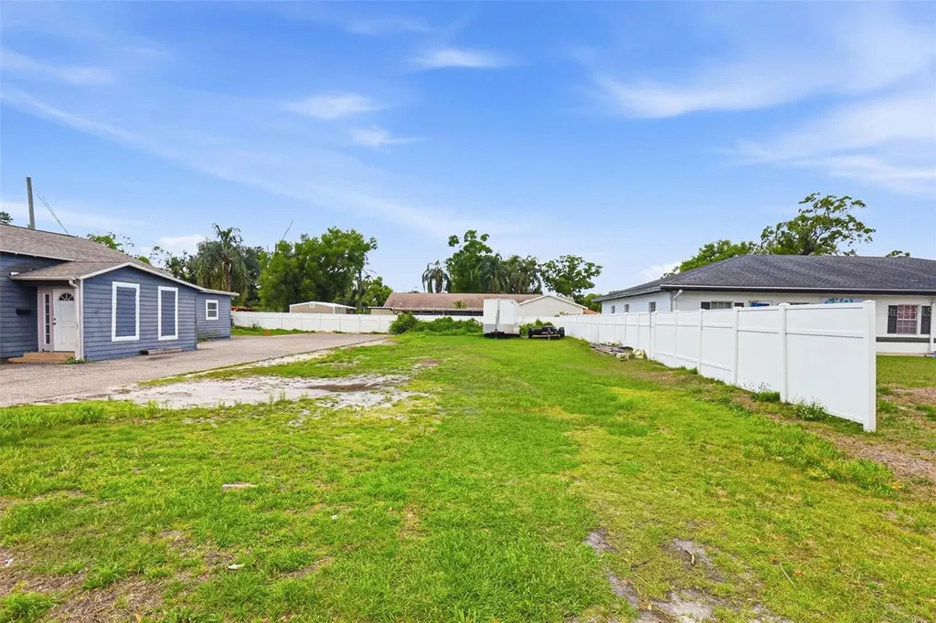 6708 N Himes Avenue Tampa FL 33614