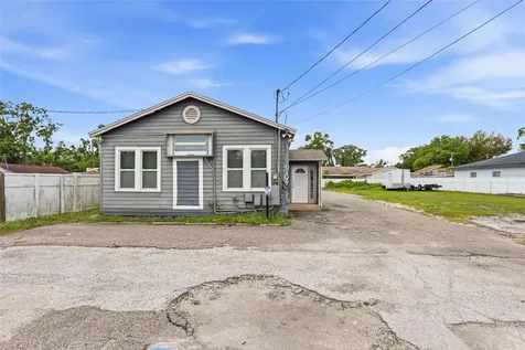 6708 N Himes Avenue Tampa FL 33614