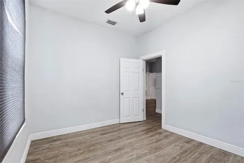 6708 N Himes Avenue Tampa FL 33614