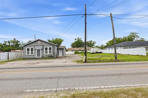 6708 N Himes Avenue Tampa FL 33614