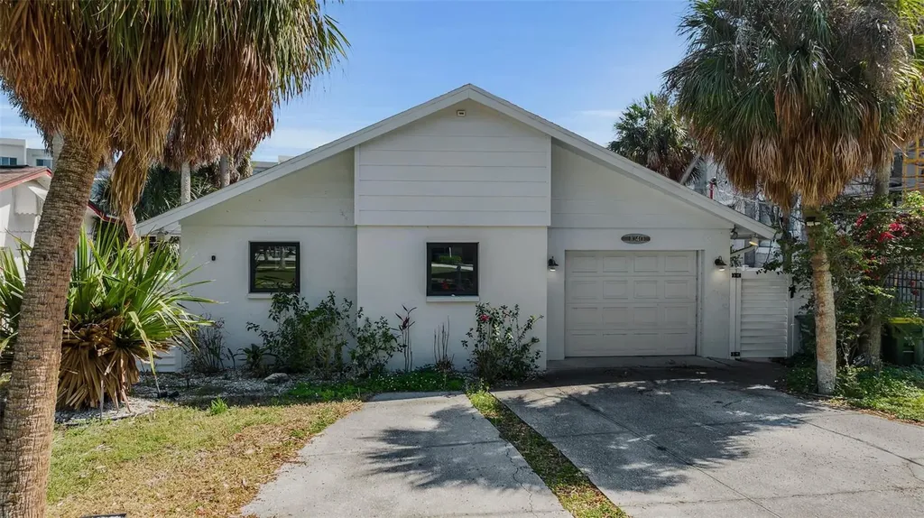 1040 Sylvan Drive Sarasota FL 34234