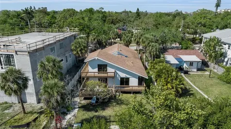 1040 Sylvan Drive Sarasota FL 34234