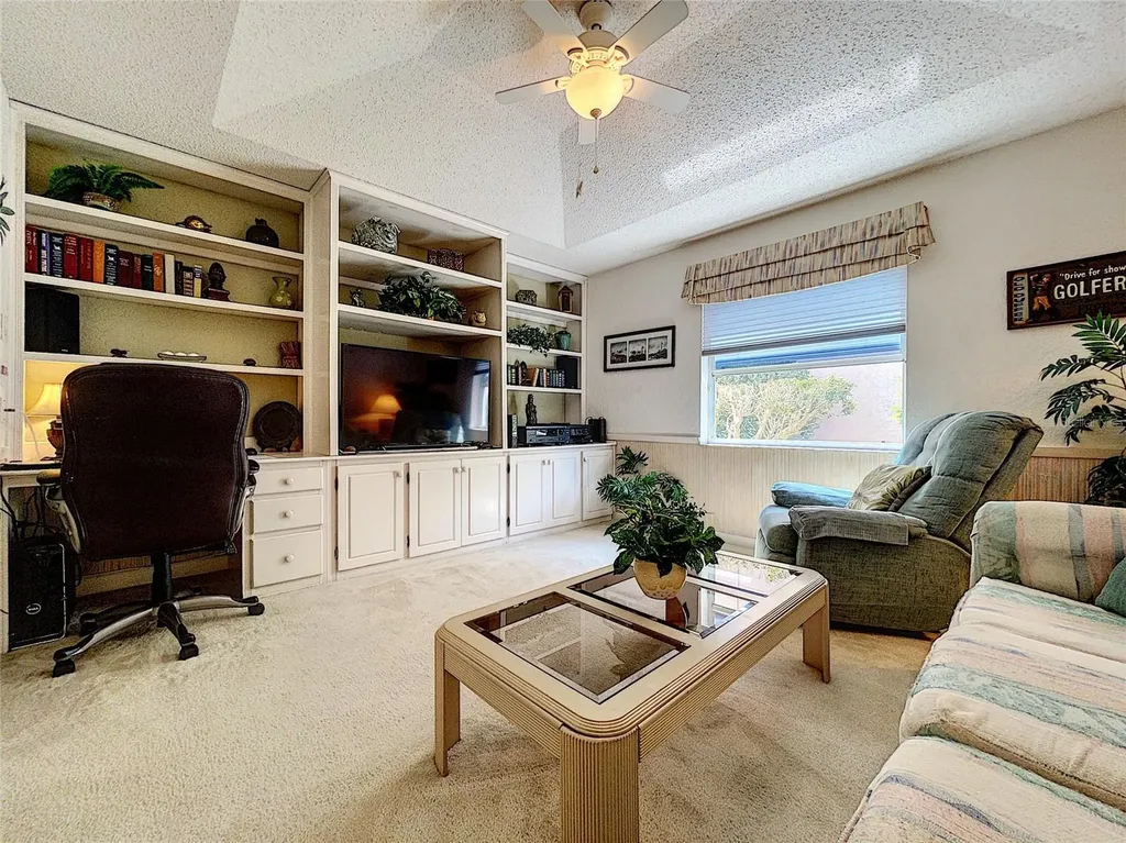 9408 New Orleans Drive Weeki Wachee FL 34613