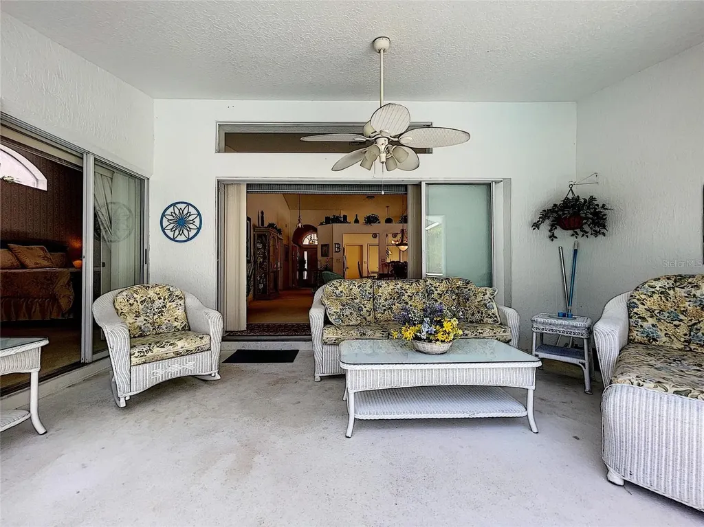 9408 New Orleans Drive Weeki Wachee FL 34613