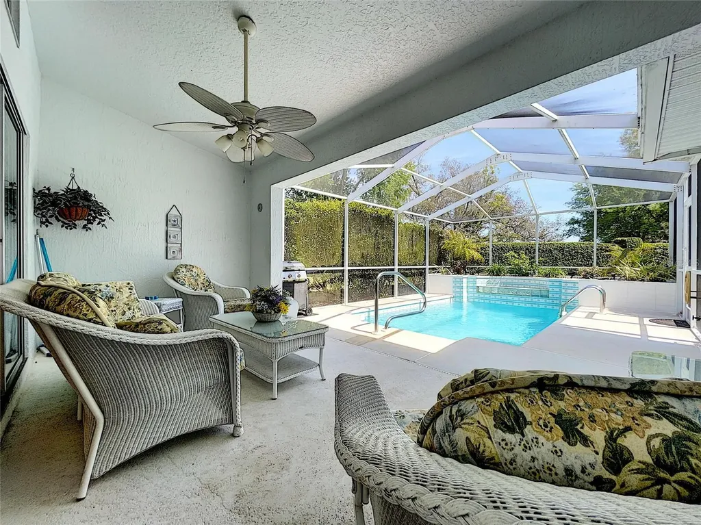9408 New Orleans Drive Weeki Wachee FL 34613