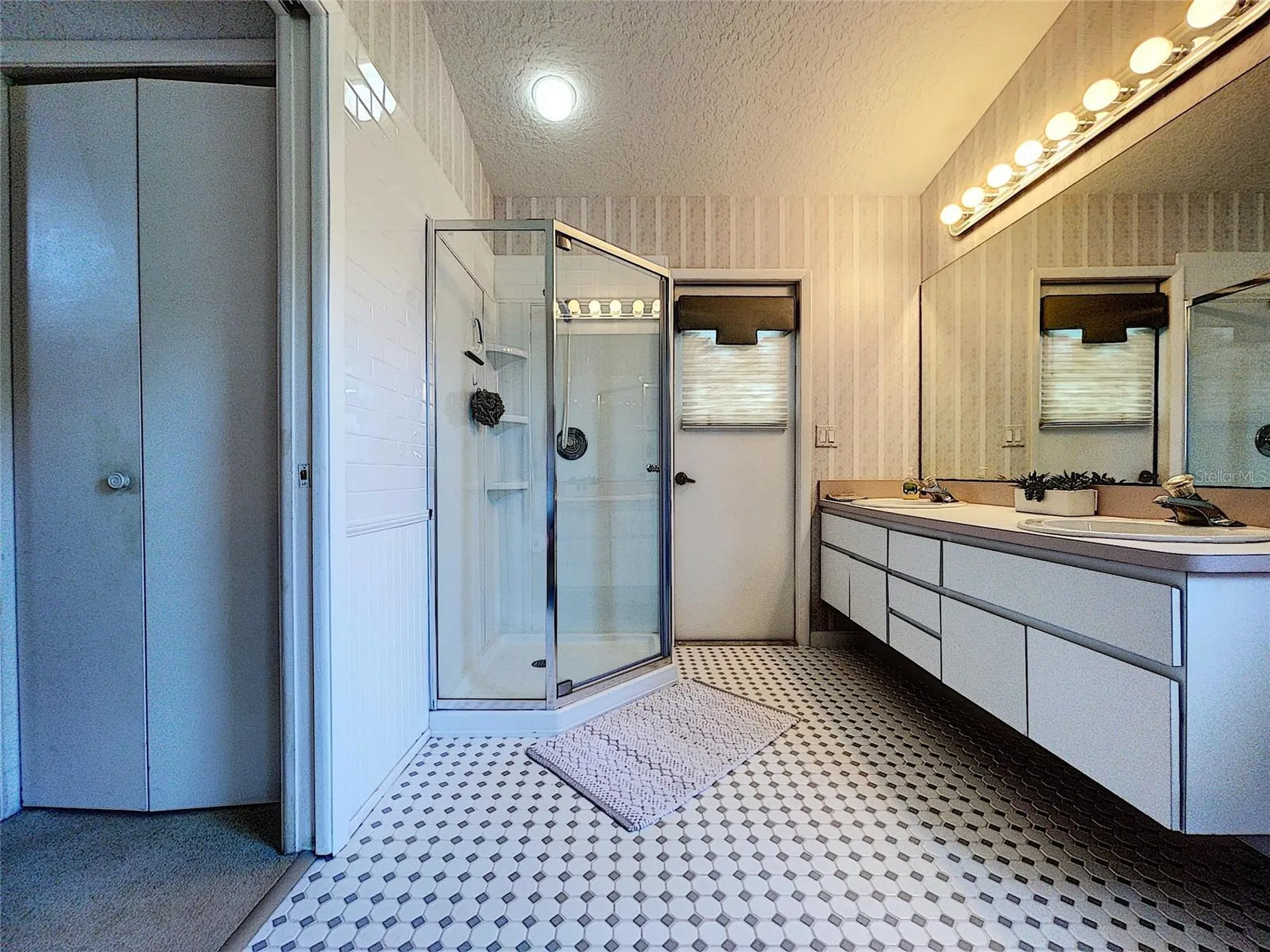 9408 New Orleans Drive Weeki Wachee FL 34613