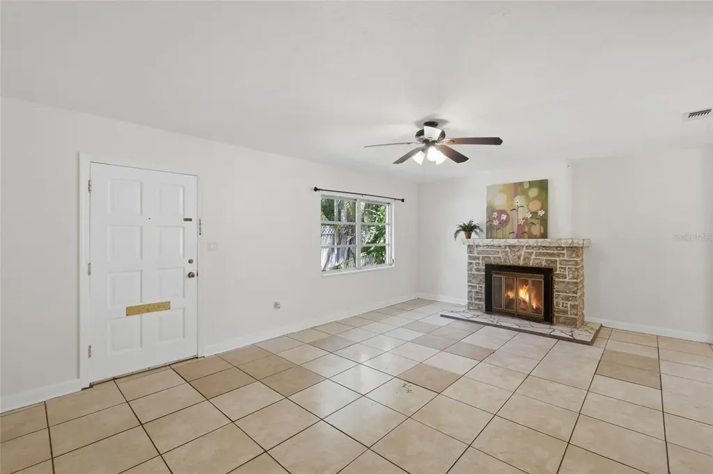 1264 18th Street Sarasota FL 34234