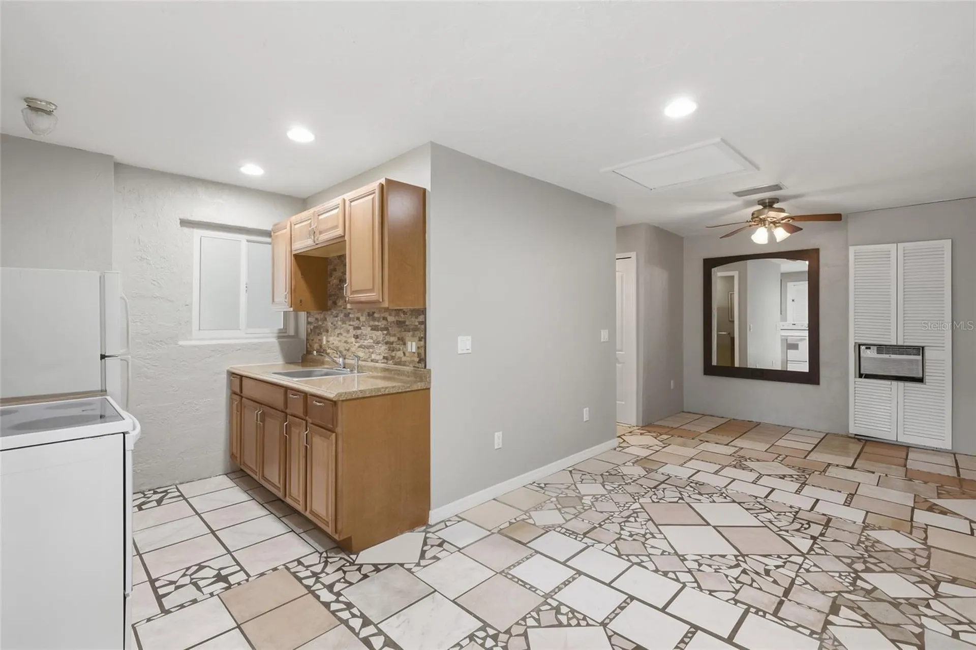 1264 18th Street Sarasota FL 34234