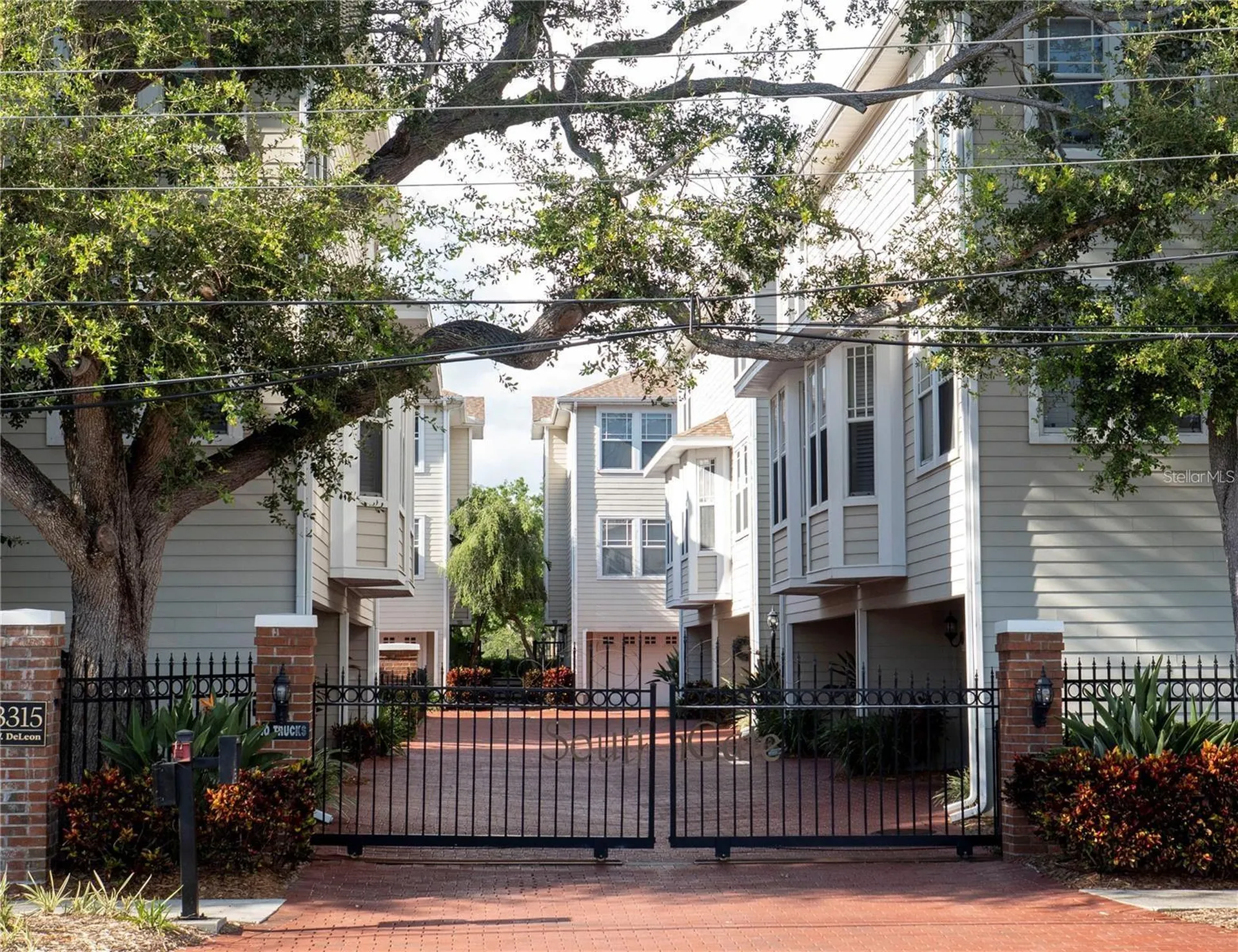 3315 W De Leon #20 Street Tampa FL 33609