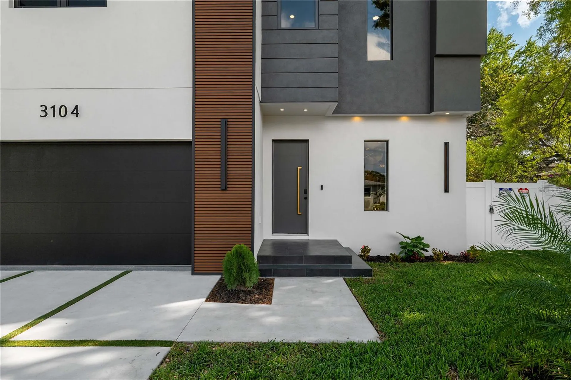 3104 W Pine Street Tampa FL 33607