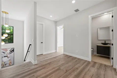 3104 W Pine Street Tampa FL 33607