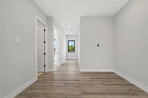 3104 W Pine Street Tampa FL 33607