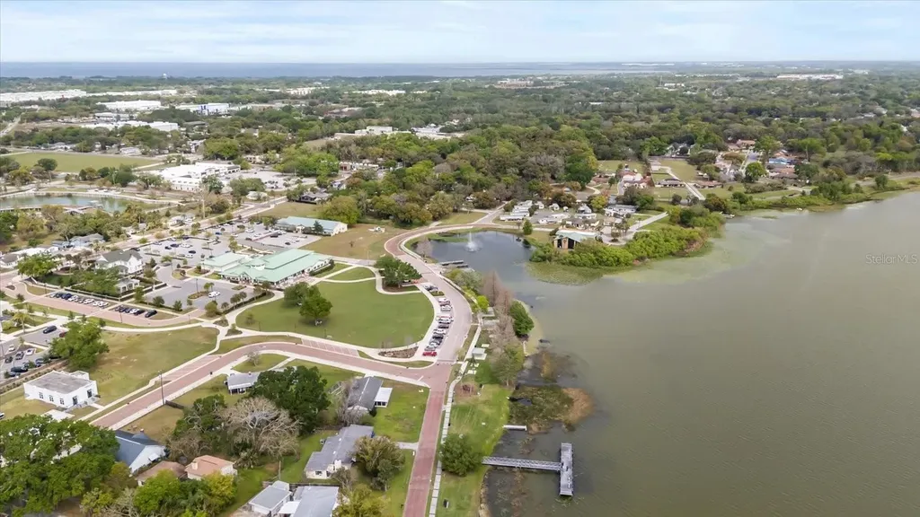 28 Rewis Street Ocoee FL 34761