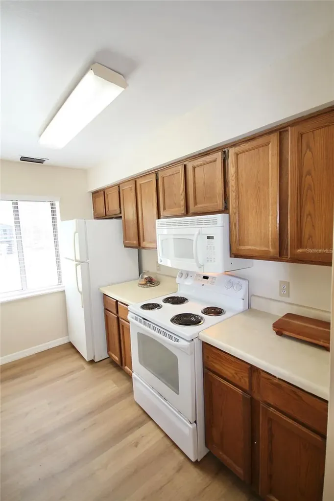 185 Waterfall Way Altamonte Springs FL 32714