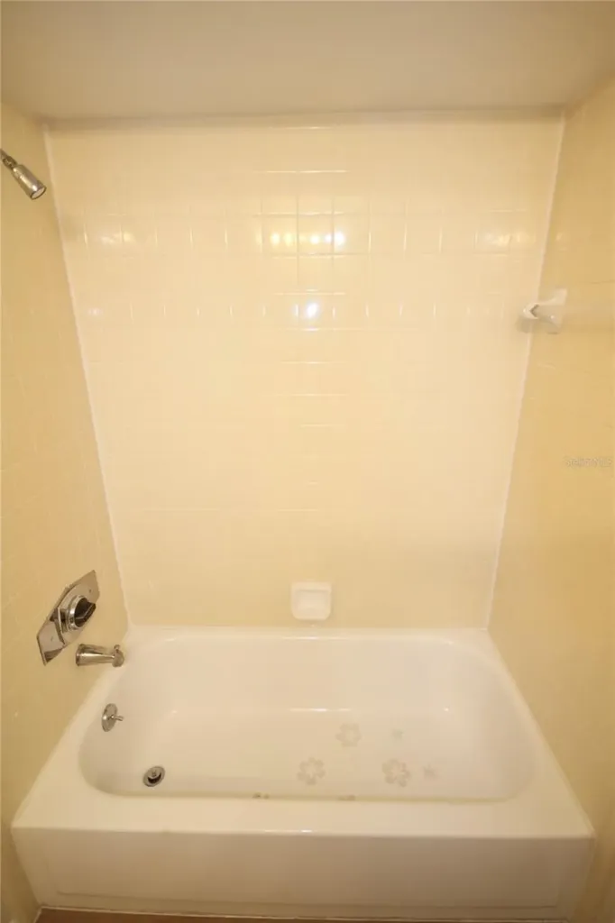 185 Waterfall Way Altamonte Springs FL 32714
